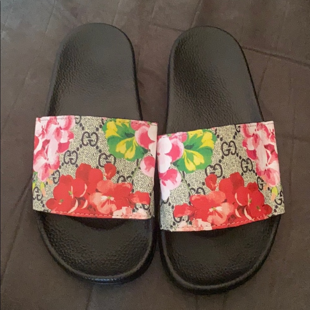 Blooms slides sz 6